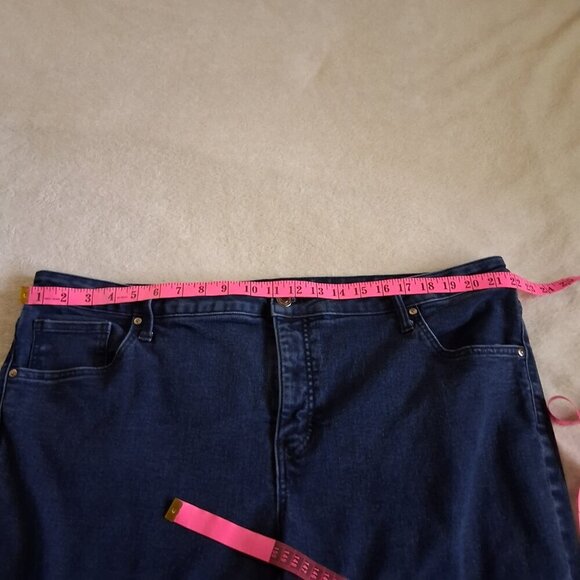 Terra & Sky Women's Size 22W Petite Core Straight Dark Wash Mid Rise Jeans - Picture 12 of 15